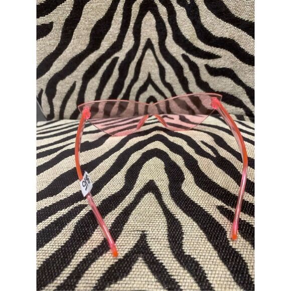 Cat Eye Sunglasses Pink - Picture 3 of 4